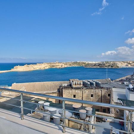 Valletta Luxury 4-Bedroom Duplex With Stunning Sea Views Private Terrace And Jacuzzi Exteriör bild