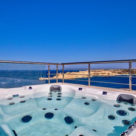Valletta Luxury 4-Bedroom Duplex With Stunning Sea Views Private Terrace And Jacuzzi Exteriör bild