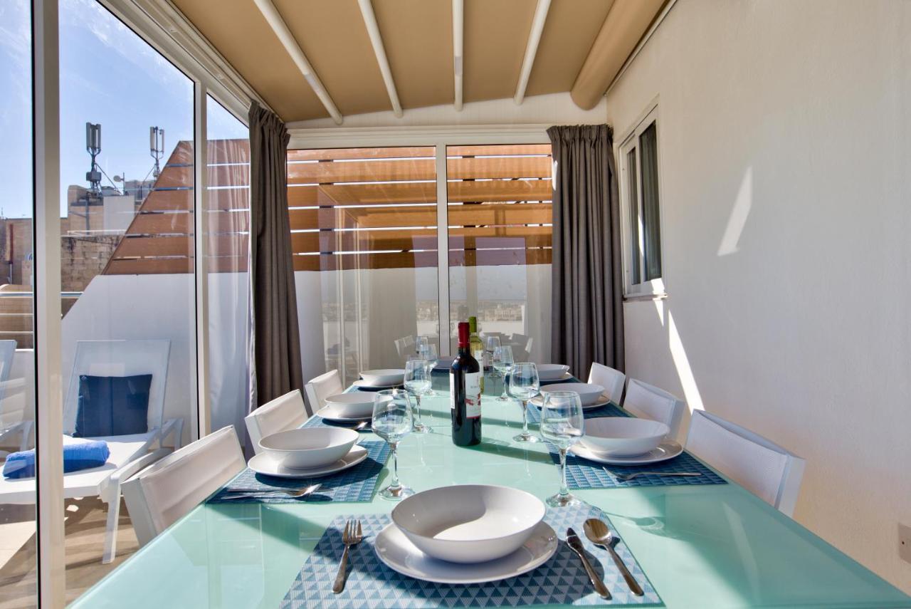 Valletta Luxury 4-Bedroom Duplex With Stunning Sea Views Private Terrace And Jacuzzi Exteriör bild