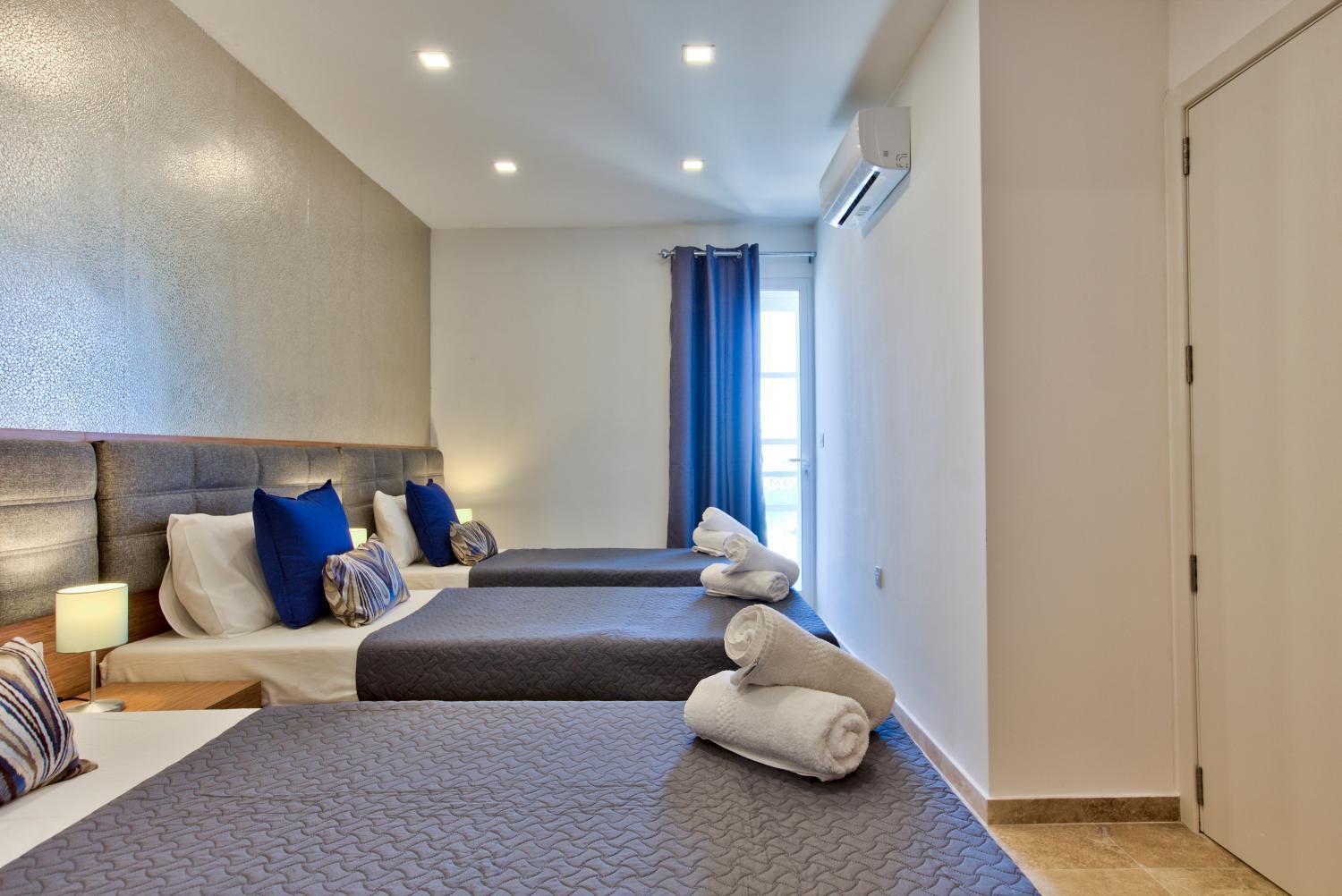 Valletta Luxury 4-Bedroom Duplex With Stunning Sea Views Private Terrace And Jacuzzi Exteriör bild